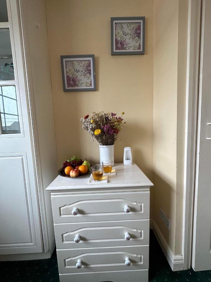 Edwards Cosy B&B Galway Exterior foto