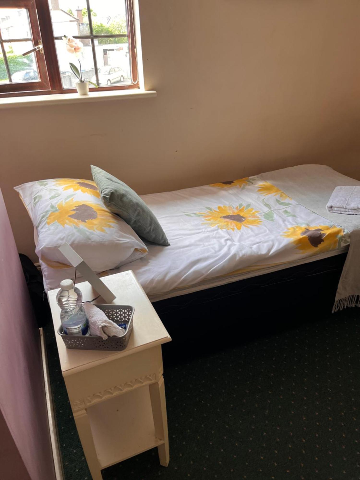 Edwards Cosy B&B Galway Exterior foto
